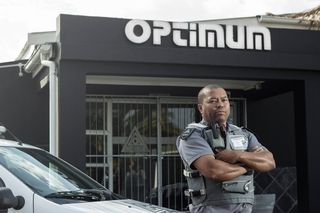 hlb photography professional commercial port elizabeth south africa optimum security portrait 60f7fadcc9b7d